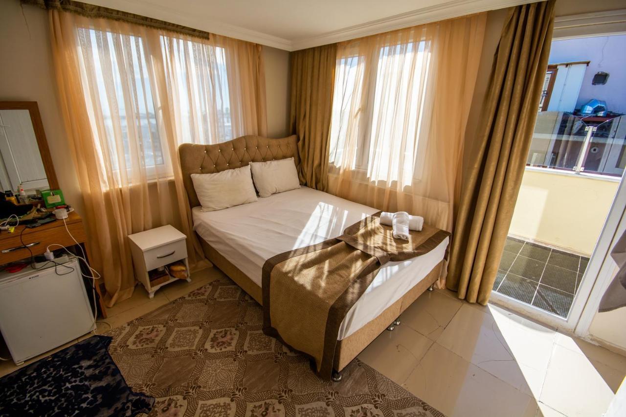 özyurt hotel istanbul Exterior foto